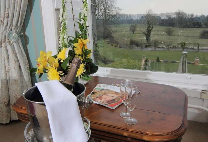 فندق Sweeney Hall