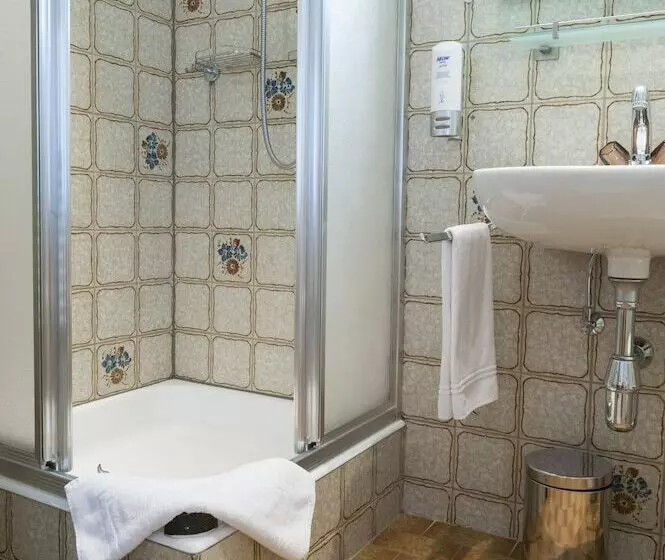 בית מלון כפרי Tenne