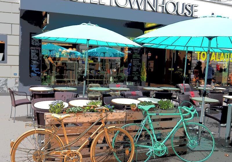 هتل Townhouse Boutique