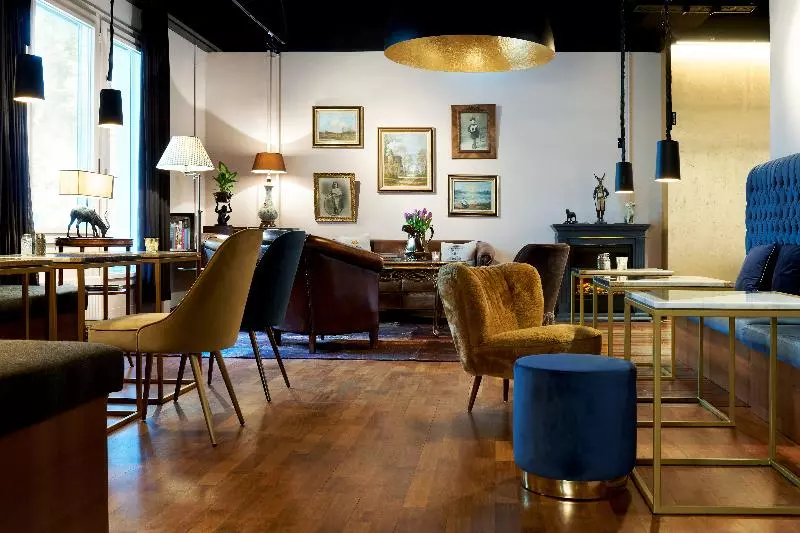 هتل Townhouse Boutique