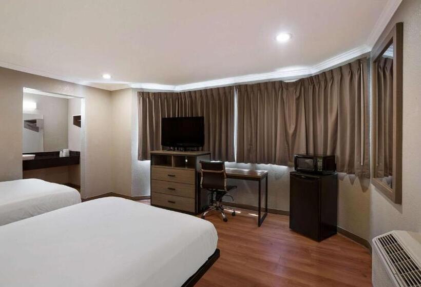 モーテル Econo Lodge