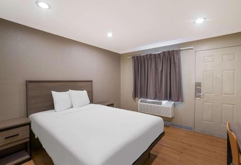 モーテル Econo Lodge