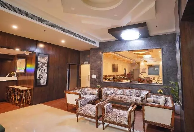 Clarks Resort Bandanwara