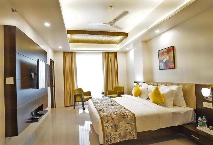 Clarks Resort Bandanwara