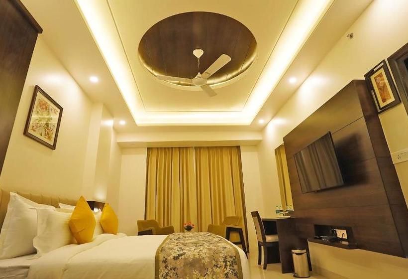 Clarks Resort Bandanwara