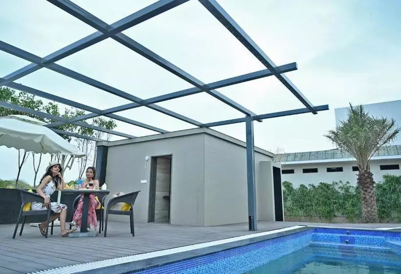 Clarks Resort Bandanwara