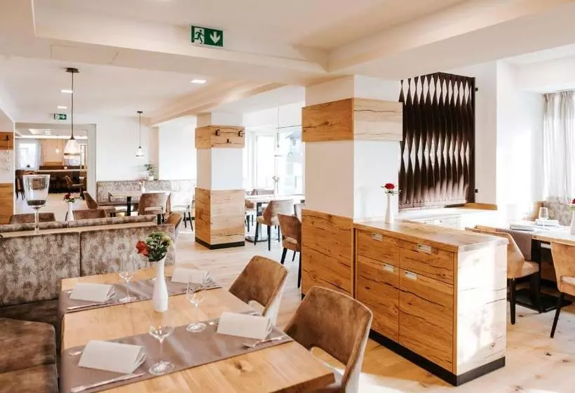 ホテル Gasthof Berger