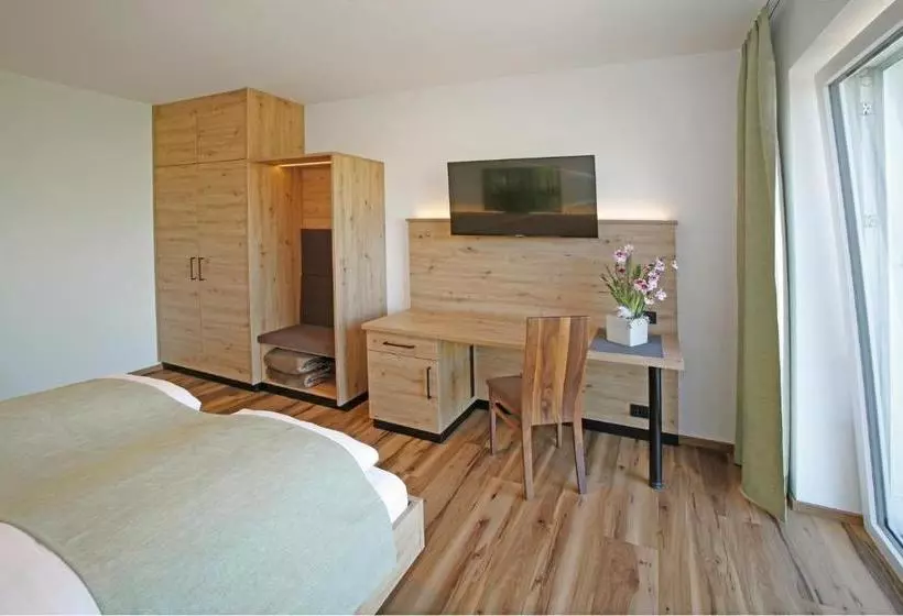 ホテル Gasthof Berger