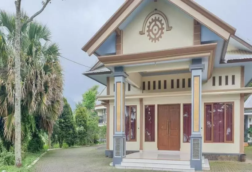 ホテル Mataram Cipanas Syariah Mitra Reddoorz