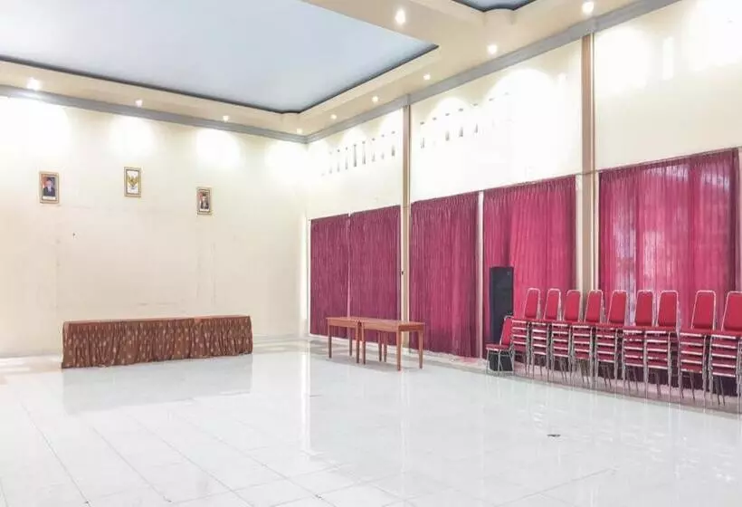 ホテル Mataram Cipanas Syariah Mitra Reddoorz