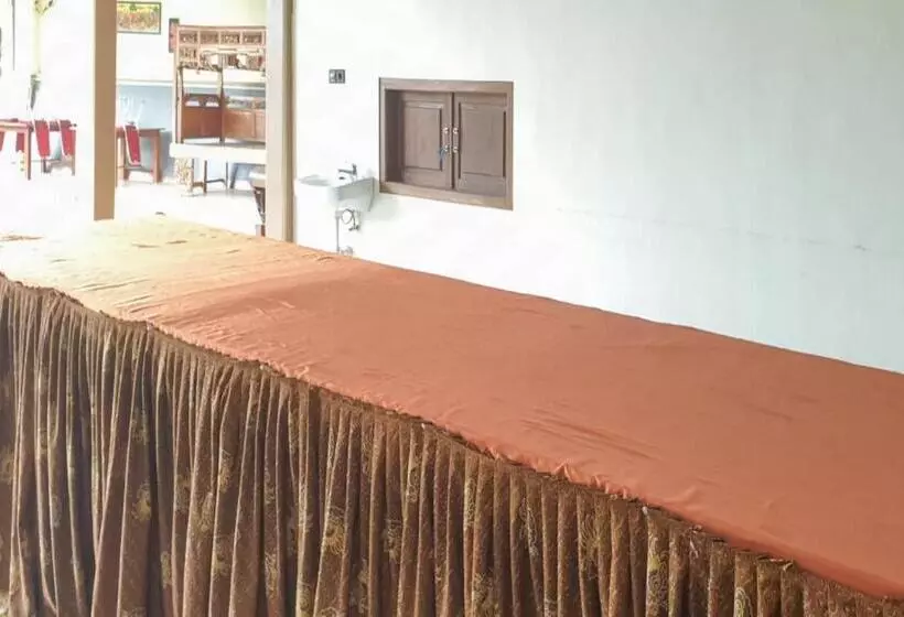 ホテル Mataram Cipanas Syariah Mitra Reddoorz