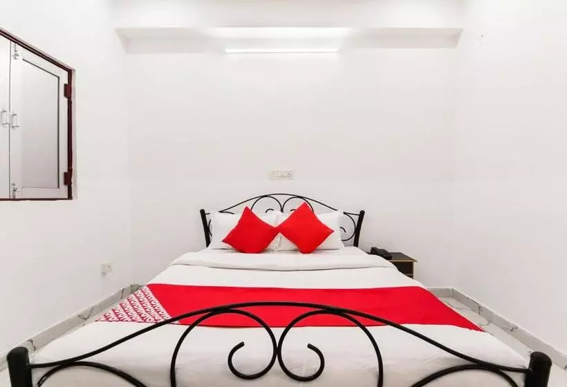 Hotelli Oyo 77964 Dhanlaxmi Restaurant & Guest House