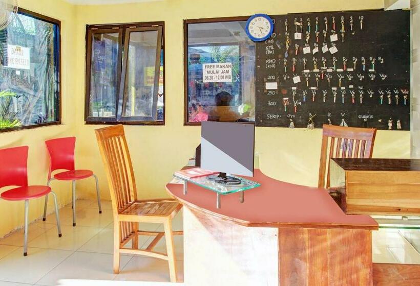 فندق Oyo 90065 Homestay Barokah Park