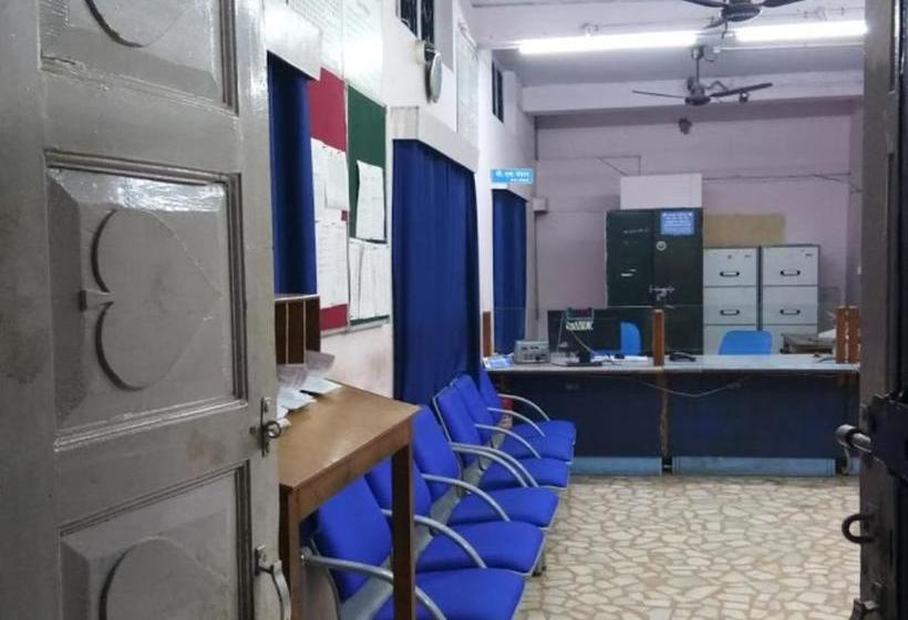 Hotel Pandey Residency