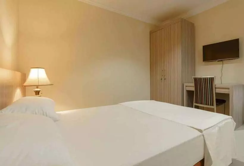 ホテル Queen Inn Batam Redpartner