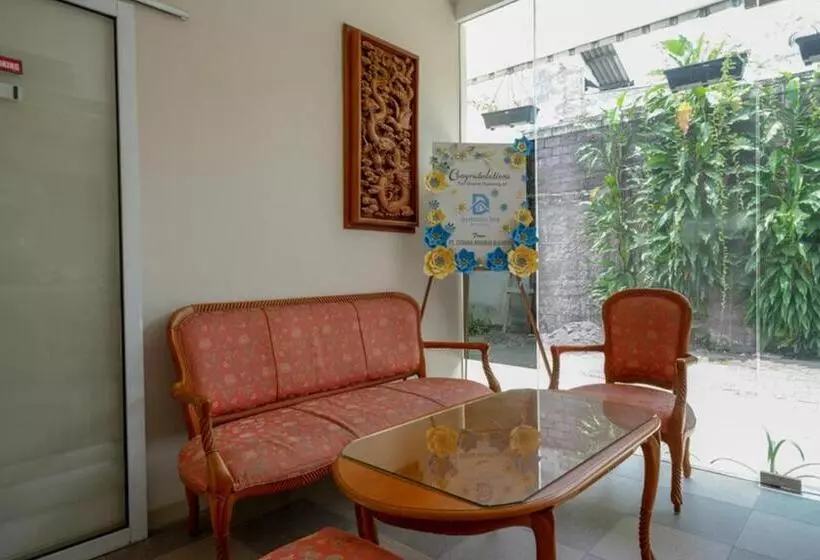 Hotelli Reddoorz @ Jalan Majapahit Semarang