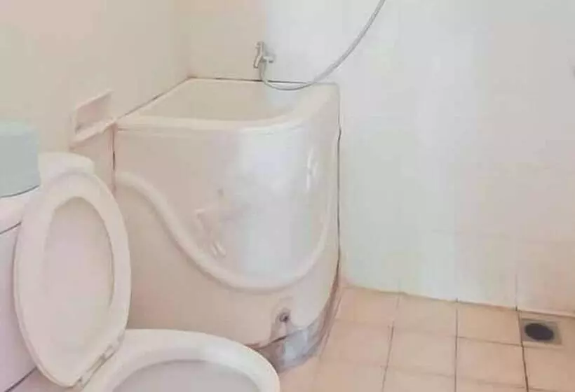 Hotelli Rumah Pahoman Syariah Mitra Reddoorz