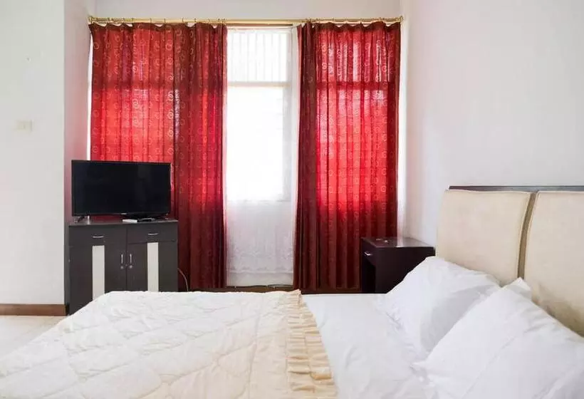 Hotelli Rumah Pahoman Syariah Mitra Reddoorz