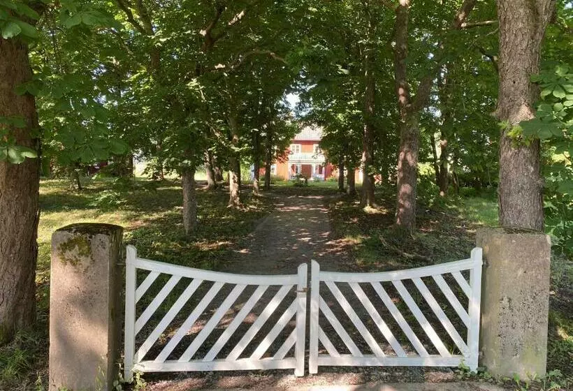 Segerstadsby Gårdshotell Ab