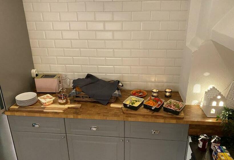 Segerstadsby Gårdshotell Ab