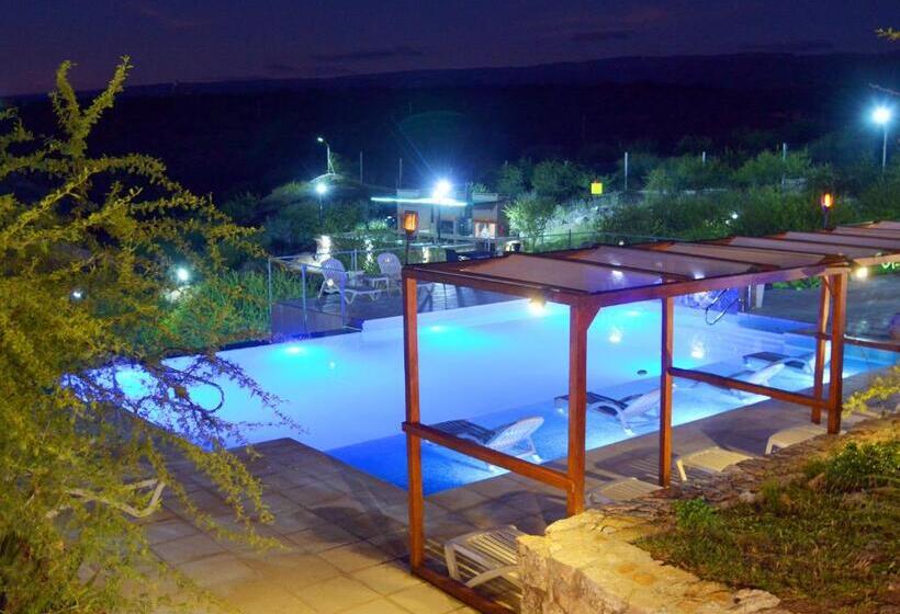 בית מלון כפרי Valle Las Piedras