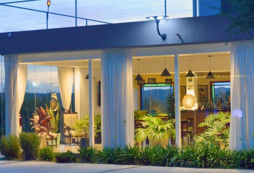 בית מלון כפרי Valle Las Piedras