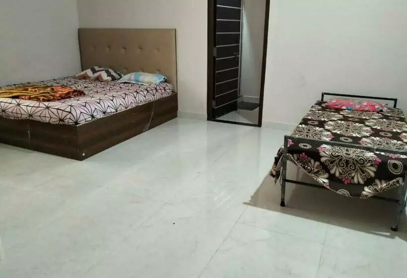 Majatalo The White Sand Guest House