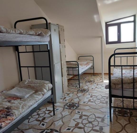 فندق صغير Black Castle Red Valley Hotel And Restaurant