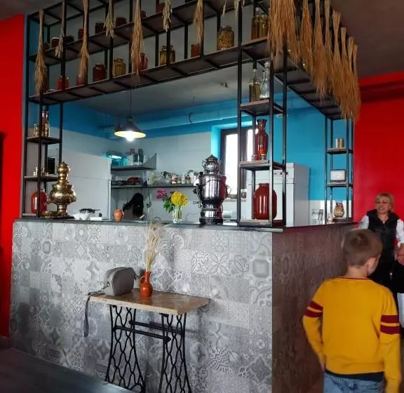 هاستل Black Castle Red Valley Hotel And Restaurant