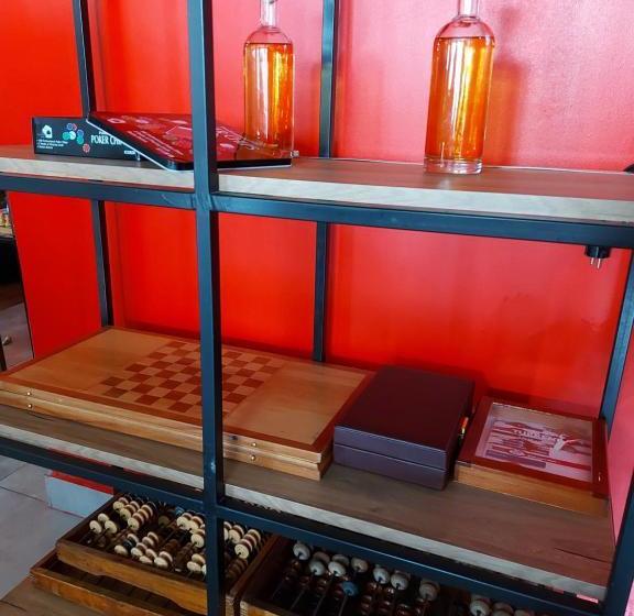 فندق صغير Black Castle Red Valley Hotel And Restaurant