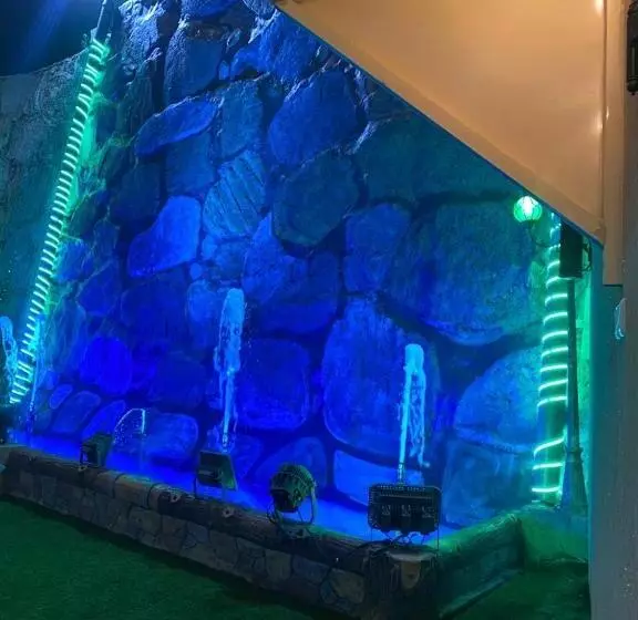 ユースホステル Revera Resort