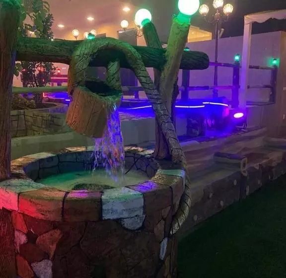 ユースホステル Revera Resort