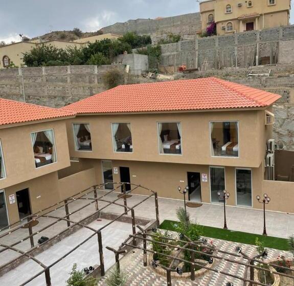 هاستل Revera Resort