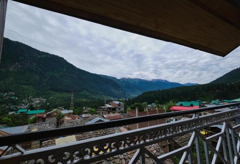 Albergue Voyageur Nest