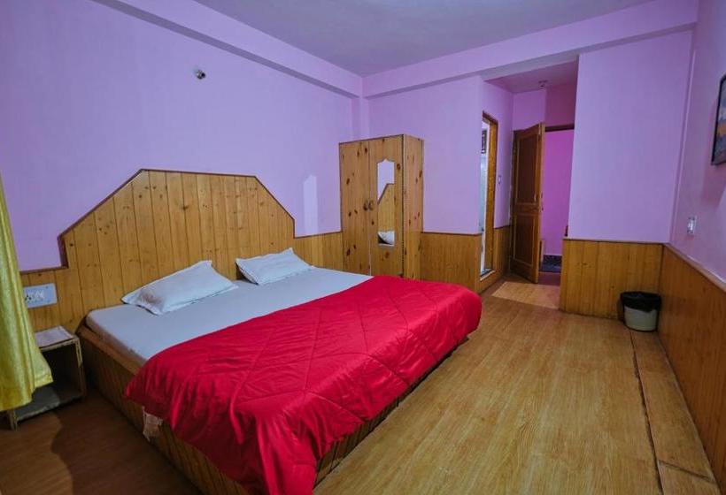 Albergue Voyageur Nest