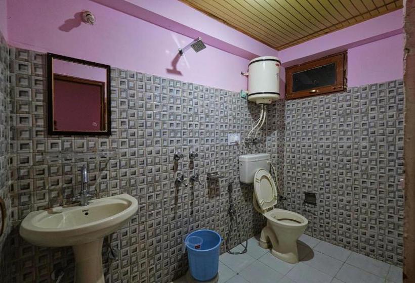 Albergue Voyageur Nest