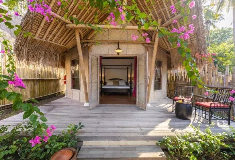 Amahelia Luxury Resort & Restaurant   Gili Asahan