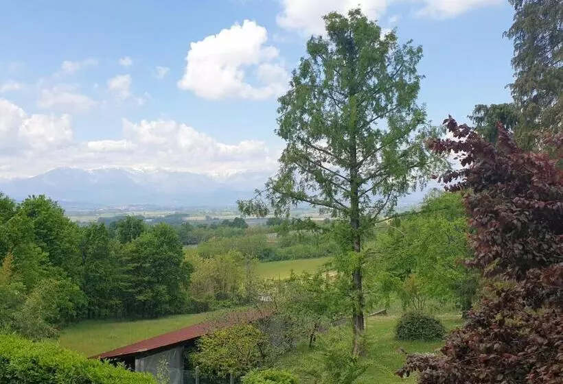 ベッドアンドブレックファースト La Tana Dei Corgi