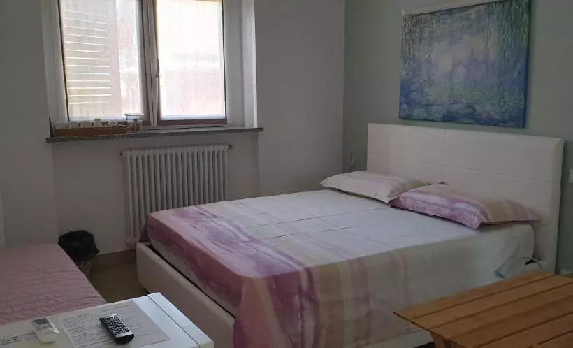 ベッドアンドブレックファースト La Tana Dei Corgi