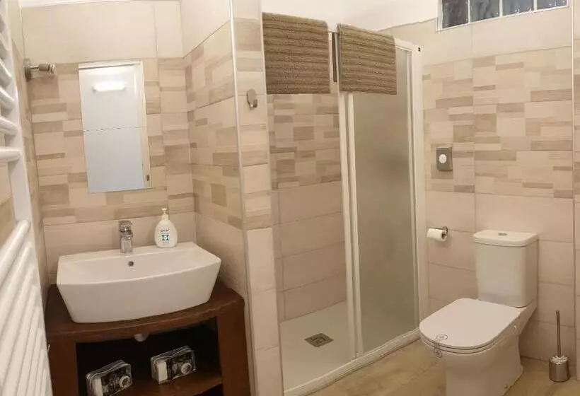 ベッドアンドブレックファースト La Tana Dei Corgi