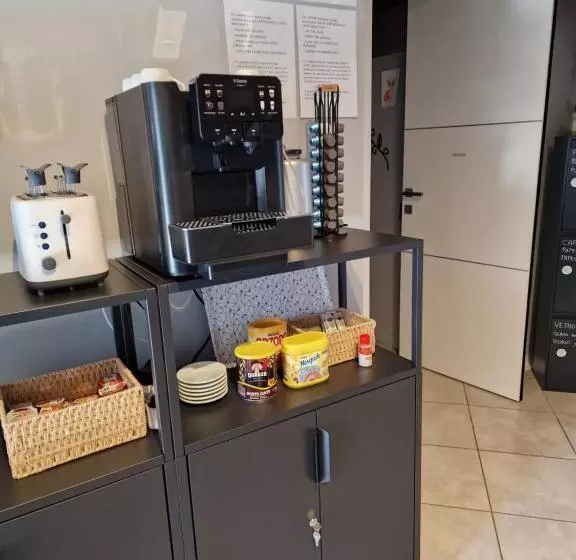 ベッドアンドブレックファースト La Tana Dei Corgi