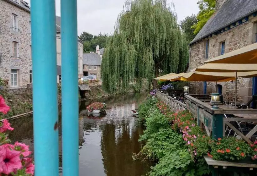 Aamiaismajoitus (B&B) Le Derrien