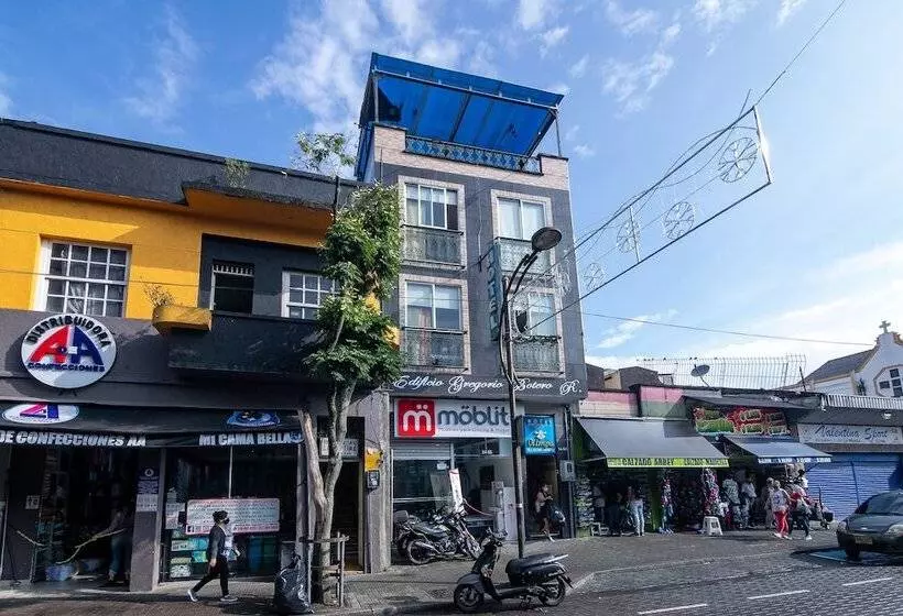 ホテル Ayenda Olimpa 1144