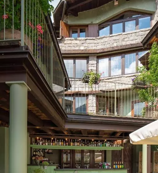 Hotelli Country House La Bursch