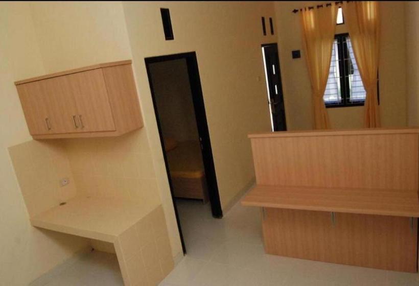 בית מלון כפרי Guest House Dhome 1 Syariah Redpartner