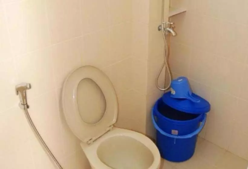 ホテル Guest House Dhome 1 Syariah Redpartner