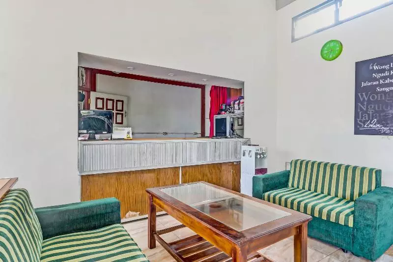 Hotelli Oyo 90517 Homestay Wonosobo Asri