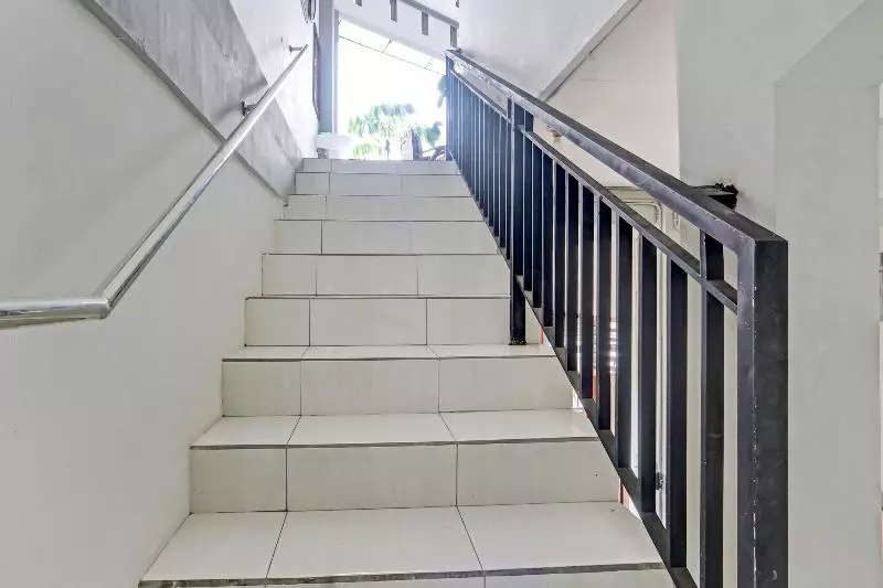 Hotelli Oyo 90517 Homestay Wonosobo Asri