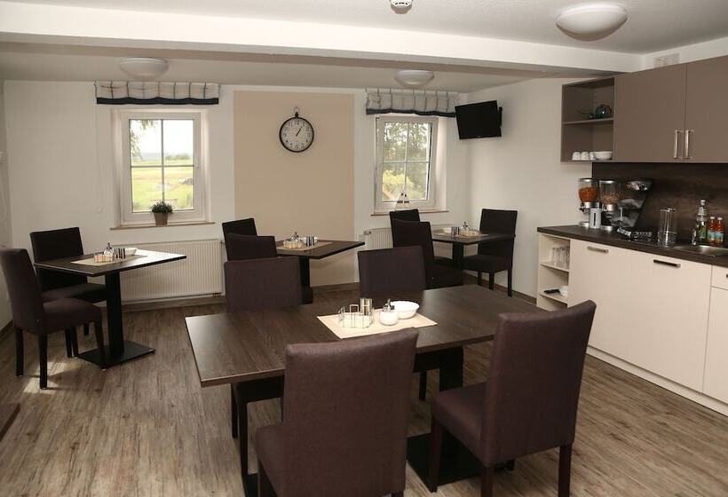 Pensão Gasthaus Zur Linde