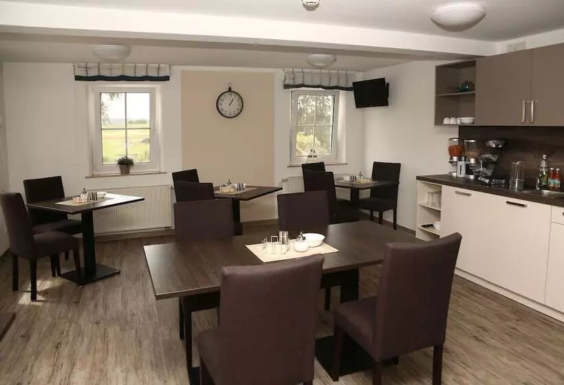 Majatalo Gasthaus Zur Linde